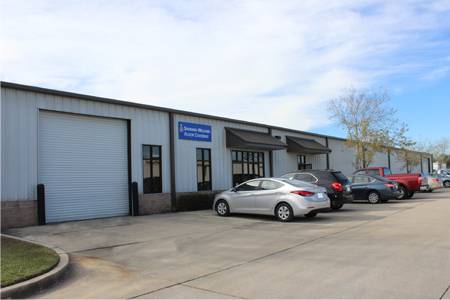 Office/warehouse building for Sherwin Williams